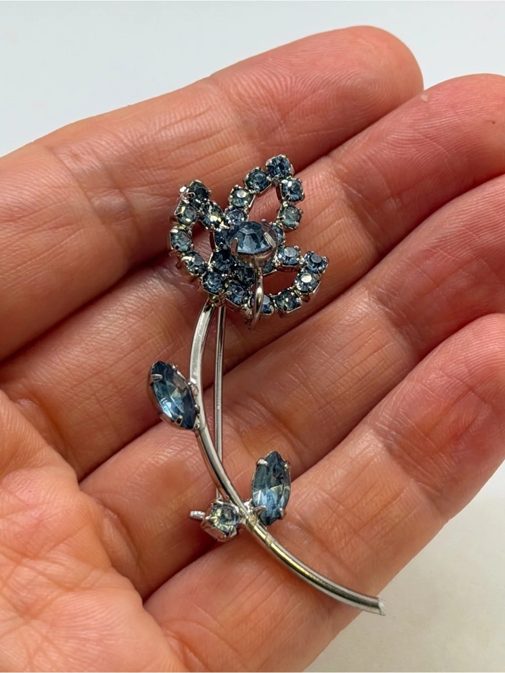 Vintage Elegant Blue Crystal Flower Brooch - Women Jewelry